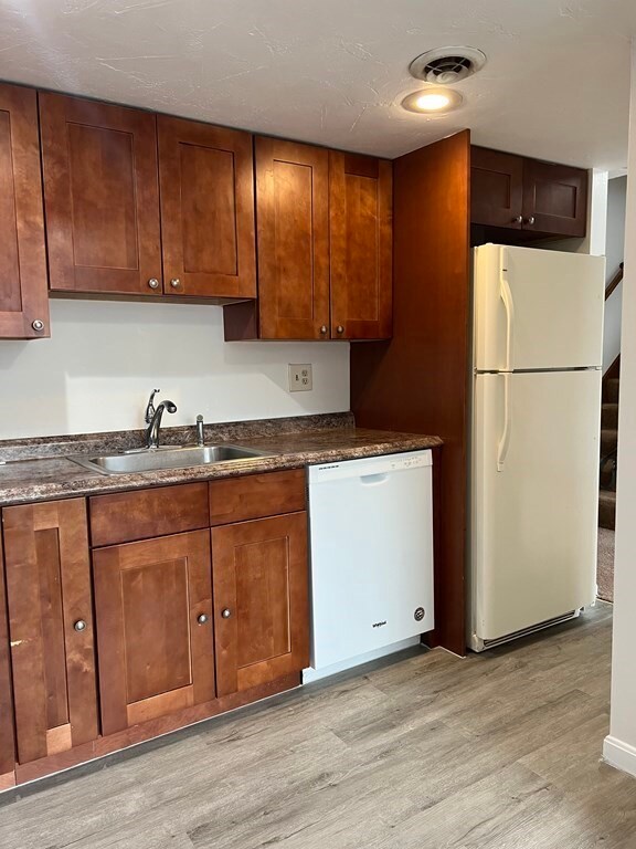 36 Meadow Pond Dr unit C, Leominster, MA 01453 - photo 5