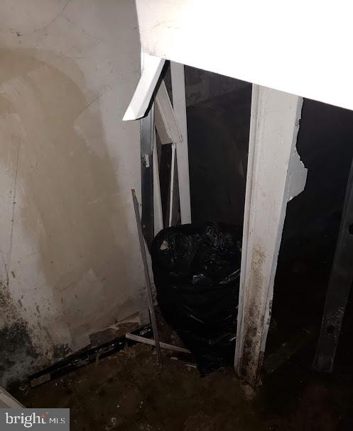 3156 Strickland St, Baltimore, MD 21229 - photo 5