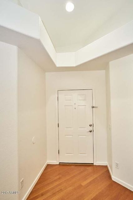 3 Foyer
