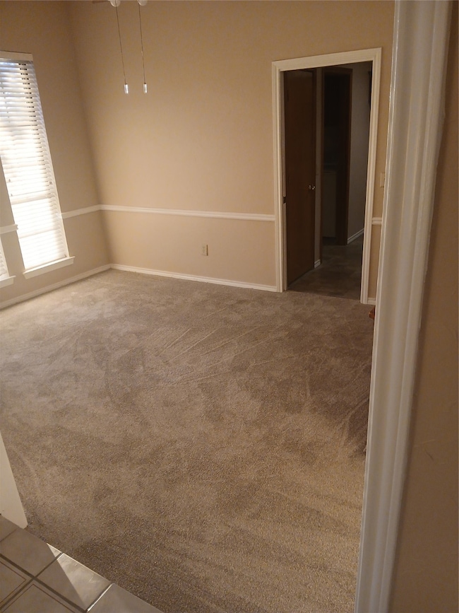 2505 Copper Creek Ln, Carrollton, TX 75006 - photo 3