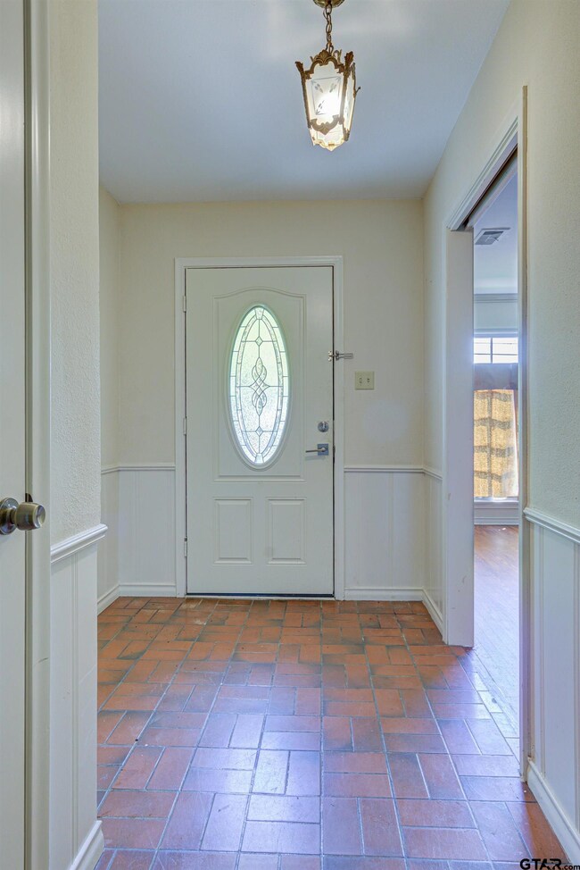 110 110 Sheridan St, Tyler, TX 75701 - photo 4