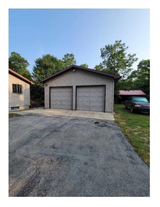 12438 Caberfae Hwy, Manistee, MI 49660 - photo 4