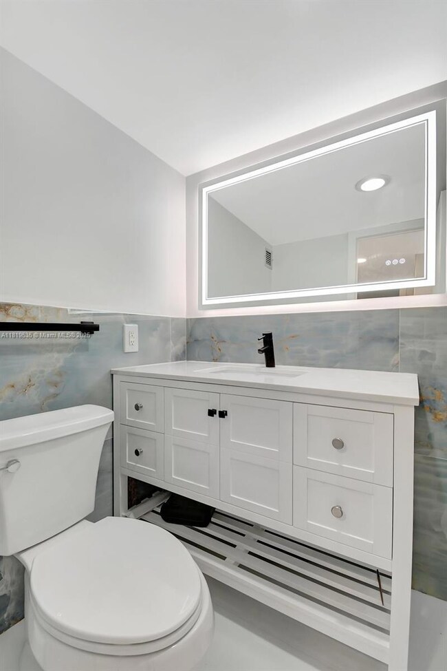 Berkley South unit 4K, Fort Lauderdale, FL 33308 - photo 6