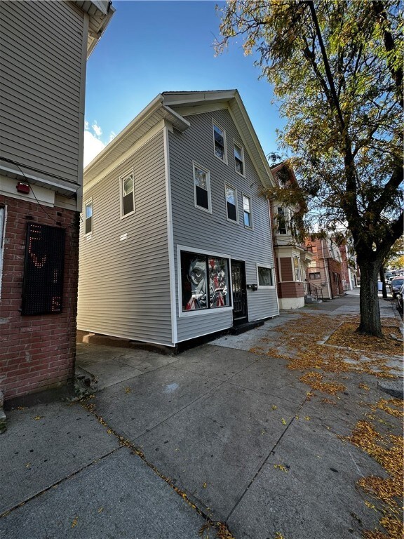 716 Atwells Ave, Providence, RI 02909 - photo 2