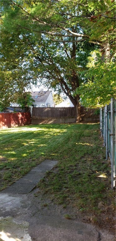 851 Manton Ave, Providence, RI 02909 - photo 3