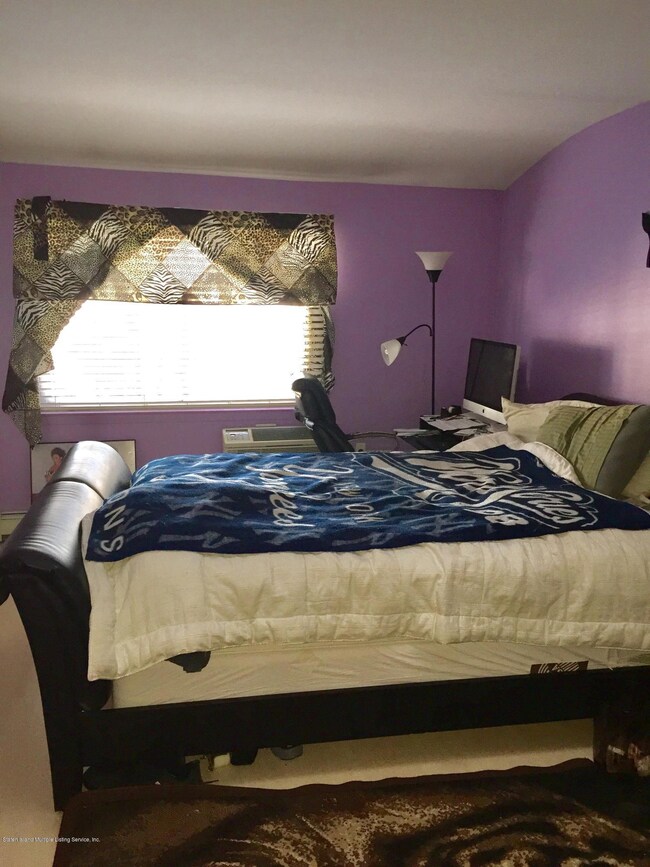 14 Fuller Ct, Staten Island, NY 10306 - photo 4