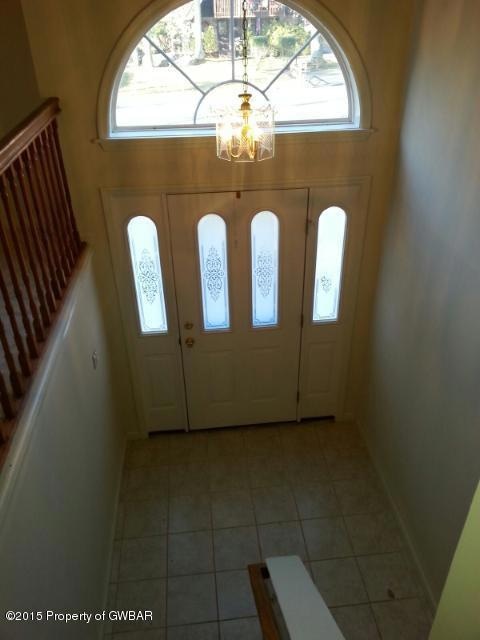 263 4 Seasons Dr, Drums, PA 18222 - photo 4