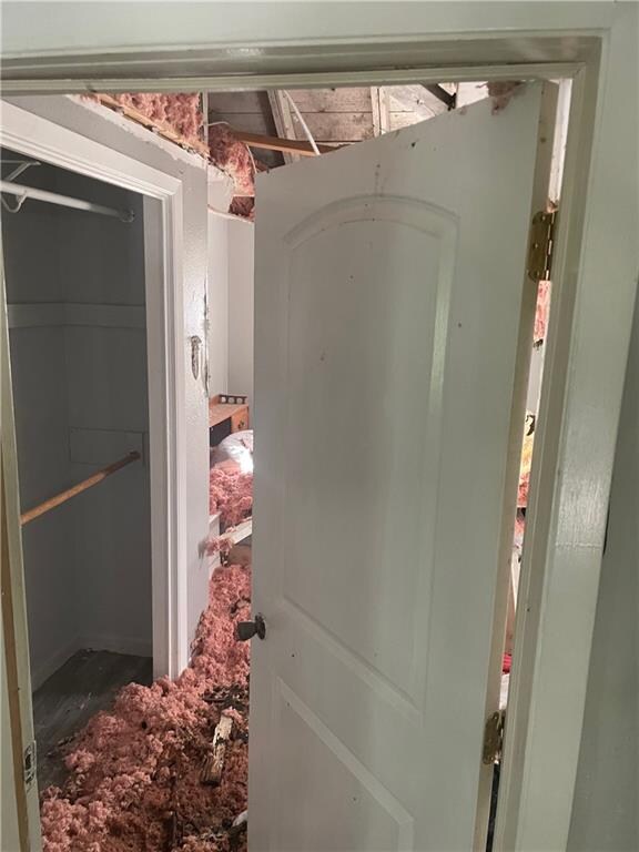 4230 NE 32nd St, Des Moines, IA 50317 - photo 5