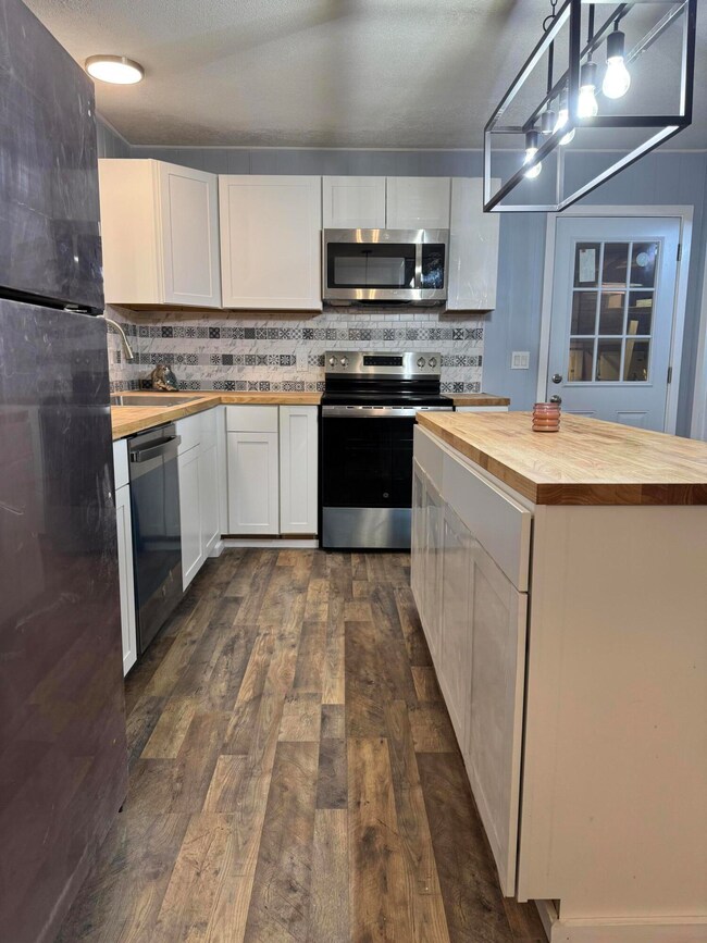 1082 Hollis Rd, Hollis Center, ME 04042 - photo 6