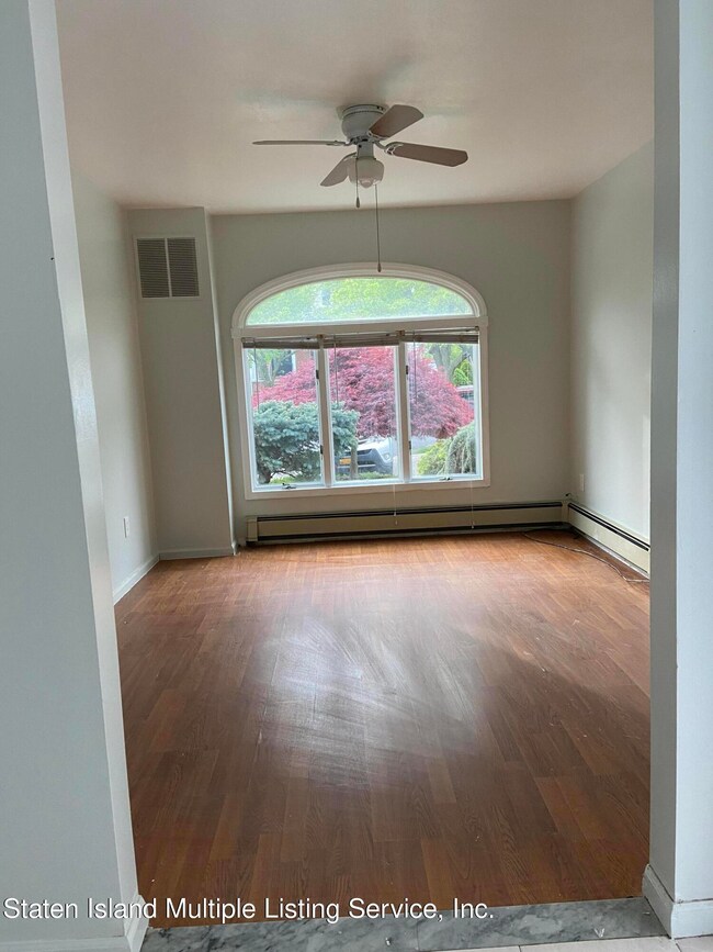 188 Sinclair Ave unit 1fl, Staten Island, NY 10312 - photo 5