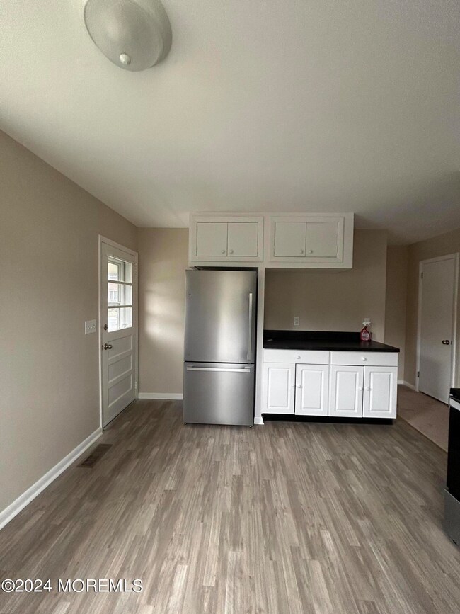 29 2nd St unit A, Rumson, NJ 07760 - photo 4