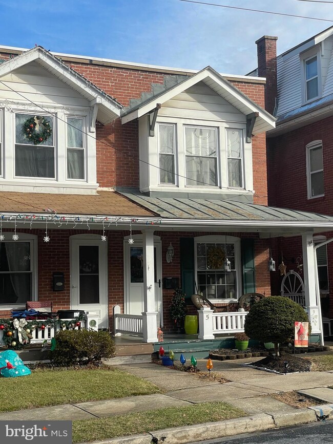 5 W Broad St, Reading, PA 19607 - photo 2