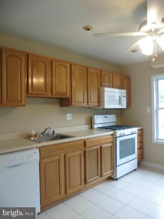 8502 Pioneer Dr unit B, Severn, MD 21144 - photo 6