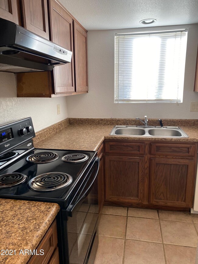 84F9E043-A2D3-4D6B-98FC-E9DDE63E7F94