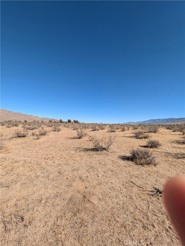 0 Milpas Dr unit TR25257334, Apple Valley, CA 92307 - photo 3
