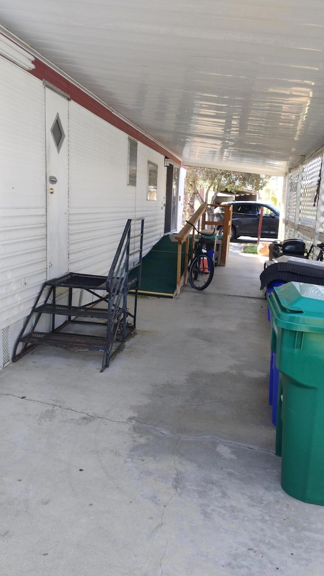 80870 California 111 unit 151, Indio, CA 92201 - photo 5