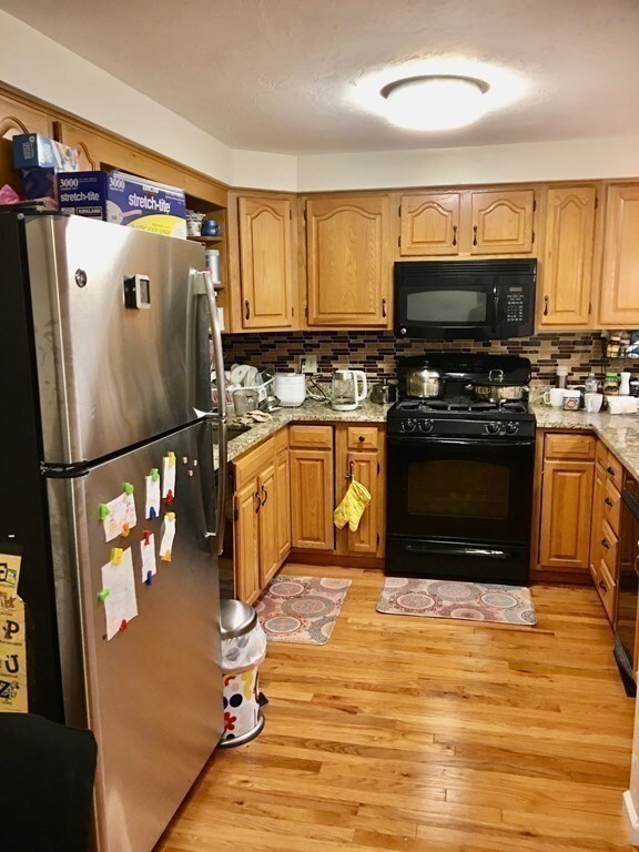 35 Merrymount Rd unit 10, Quincy, MA 02169 - photo 6