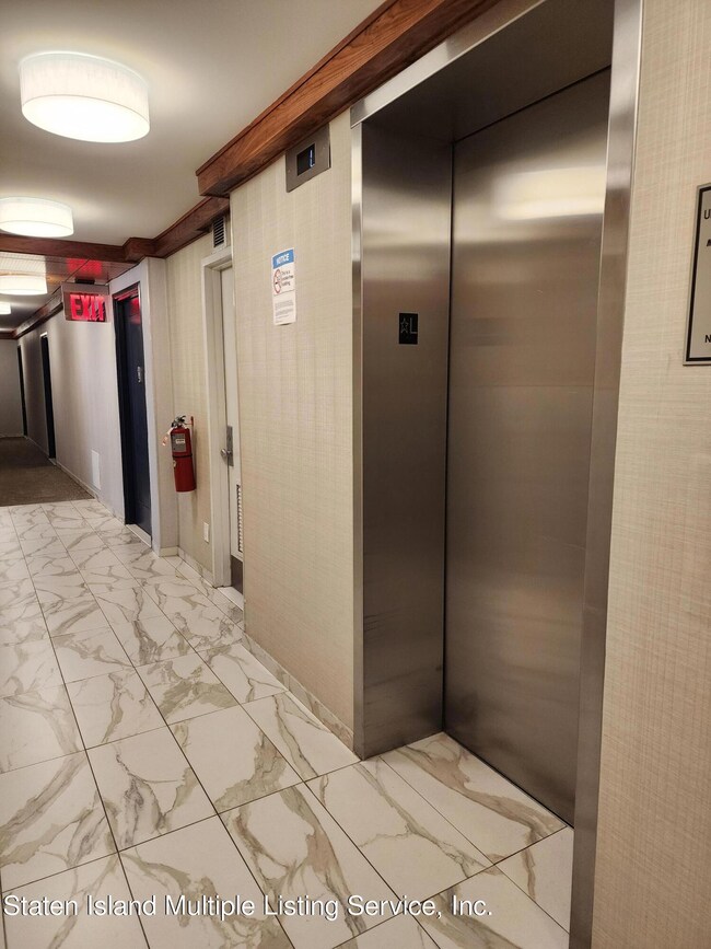 Sunrise Tower unit 1209, Staten Island, NY 10304 - photo 6