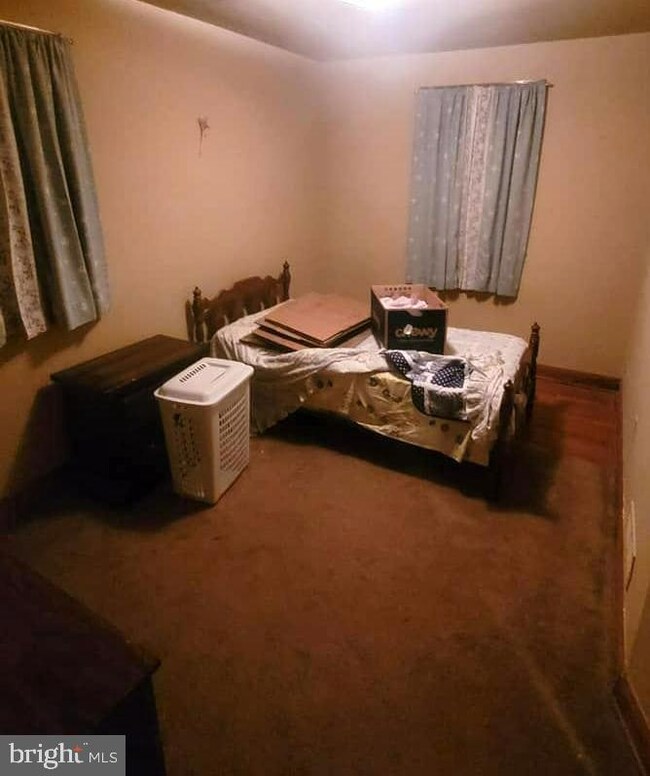 5920 Plumer Ave, Baltimore, MD 21206 - photo 7