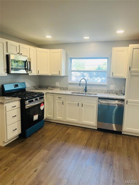 2214 N Benton Ave, Saint Charles, MO 63301 - photo 3