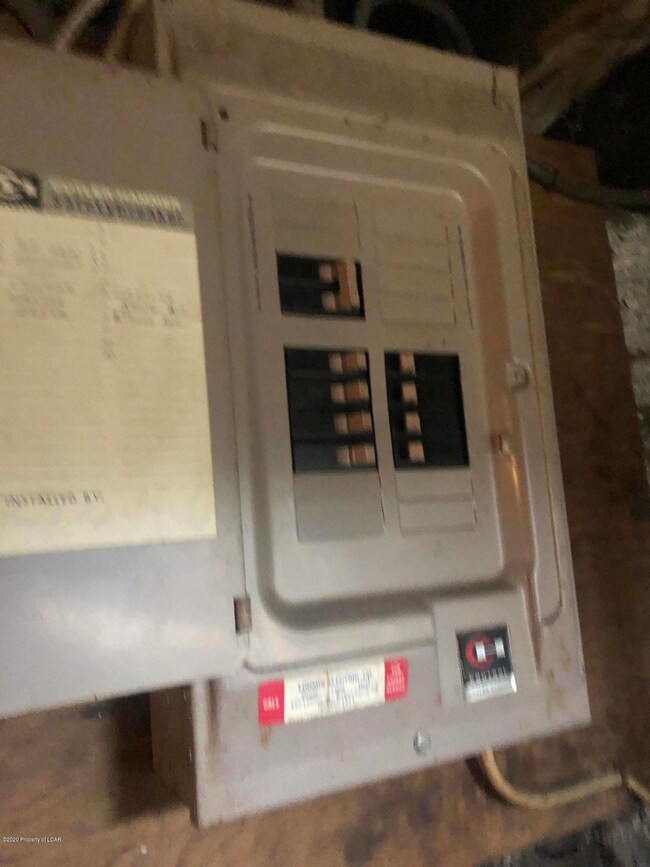 29 Mclean St, Wilkes Barre, PA 18702 - photo 7