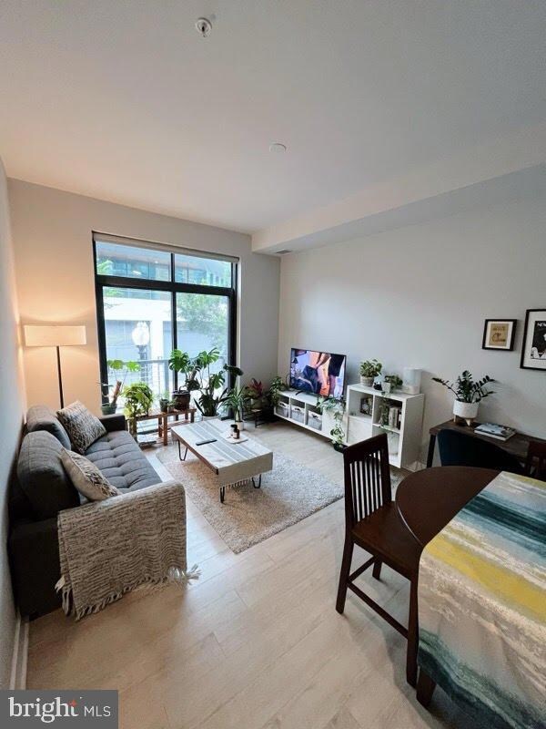 525 Water St SW unit 204, Washington, DC 20024 - photo 5