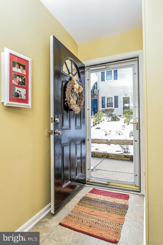 6118 Old Landing Way unit 69, Burke, VA 22015 - photo 4