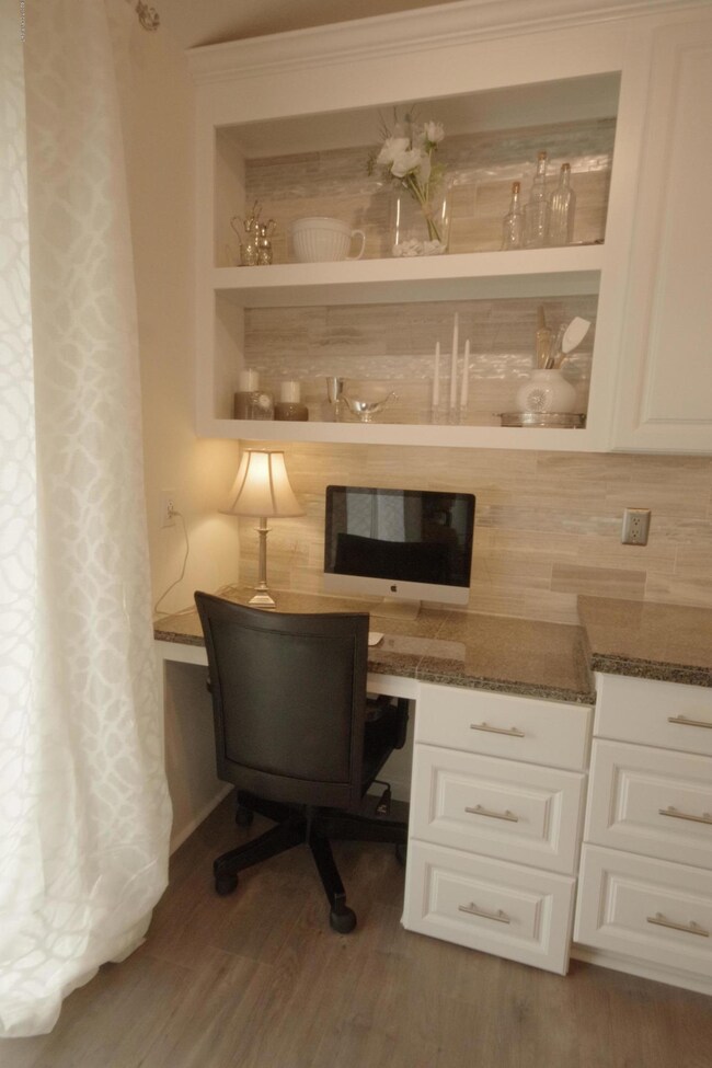 Kitchen 8