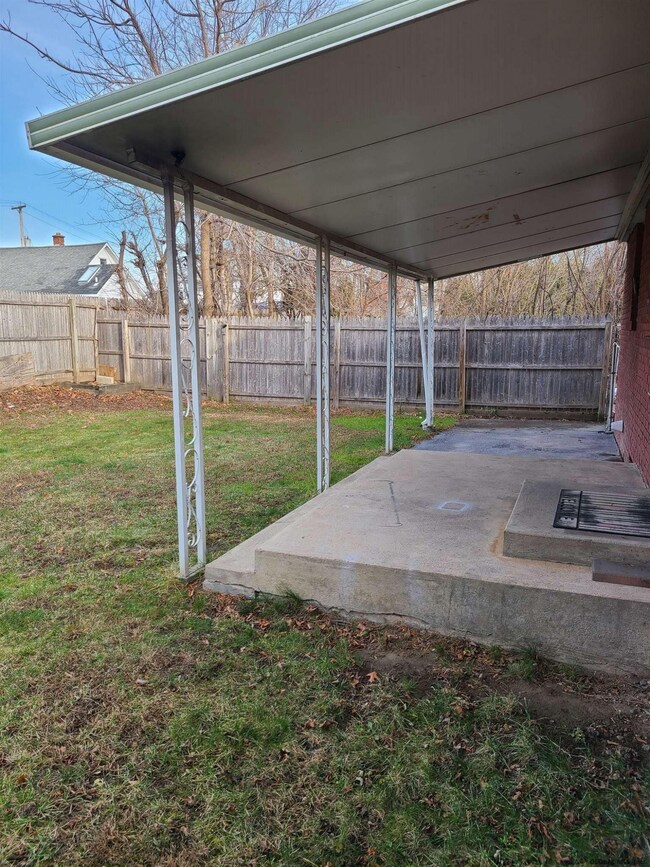 4 Neal St, Schenectady, NY 12302 - photo 7