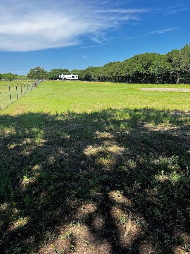 1201 Agnes Cir, Springtown, TX 76082 - photo 4