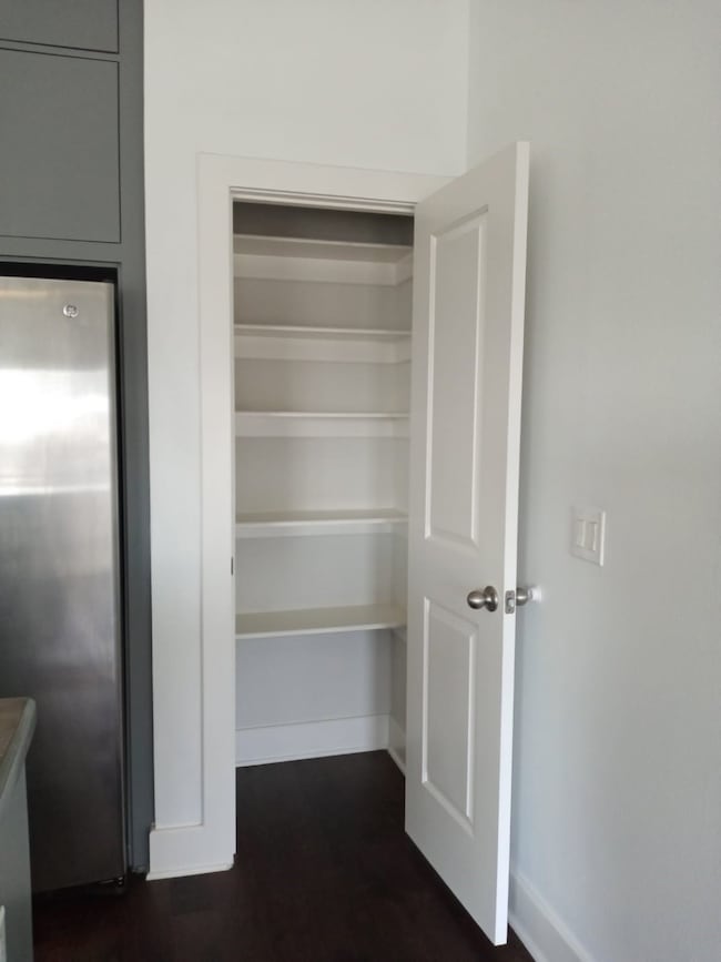 1011 Studemont St unit 204, Houston, TX 77007 - photo 3