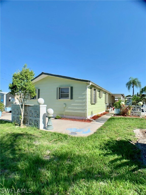 Side of home (large lot)