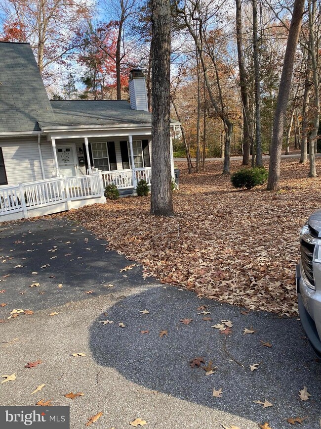 23229 Bent Tree Ln, California, MD 20619 - photo 2