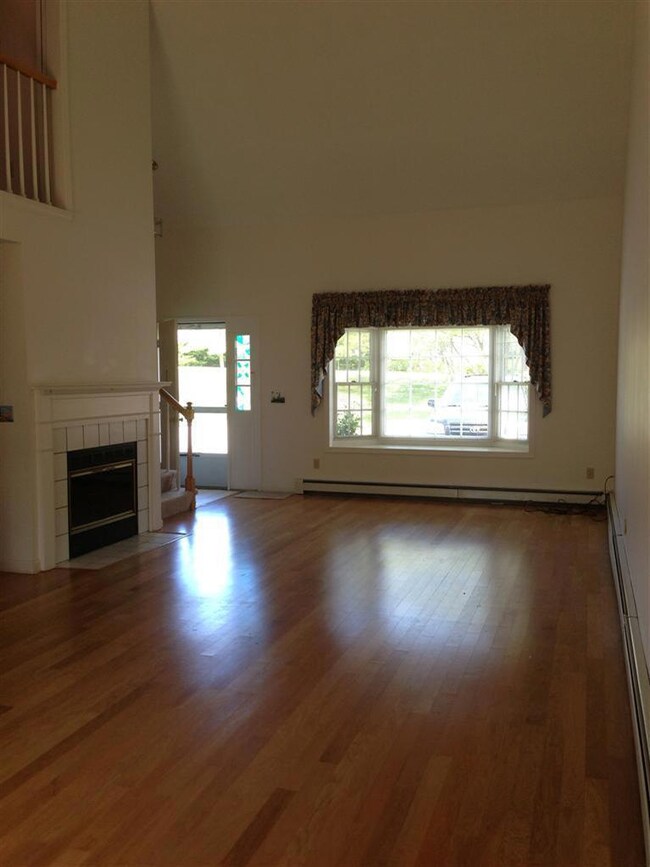 1 Dickenson Ct unit 1C, Pocasset, MA 02559 - photo 6