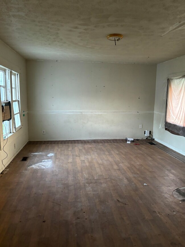 202 Elm St, Greenup, KY 41144 - photo 7