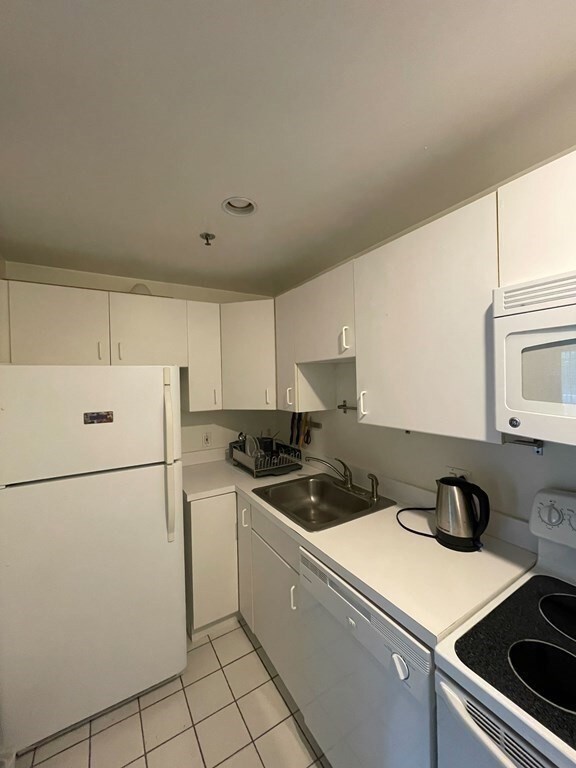 Bay Square unit 320, Cambridge, MA 02139 - photo 7