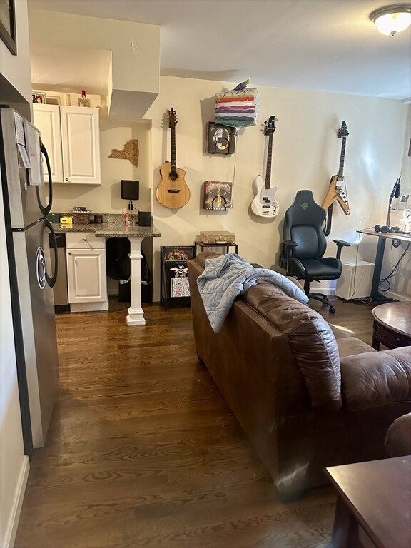 160 Bolton St unit 1, Boston, MA 02127 - photo 3