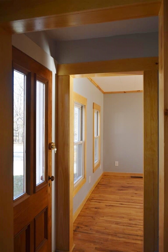 55 Pleasant St, Plymouth, NH 03264 - photo 7