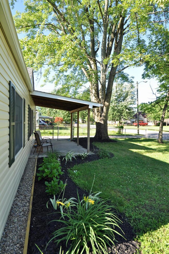 930 Bucknell Rd, Columbus, OH 43213 - photo 4