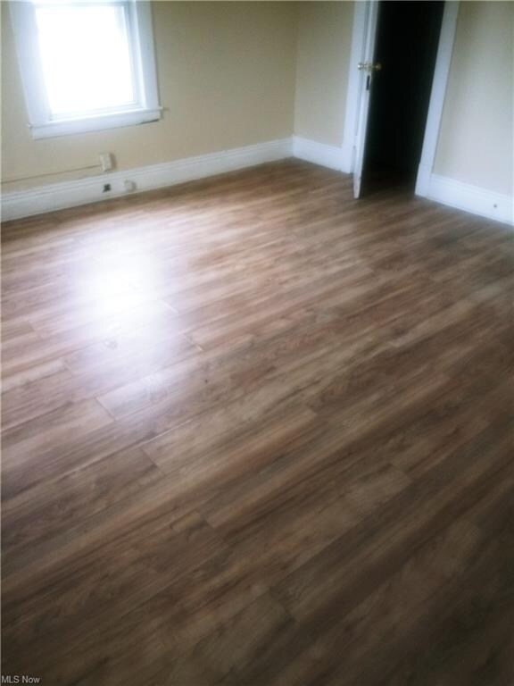 99 Center St unit 3, Struthers, OH 44471 - photo 2