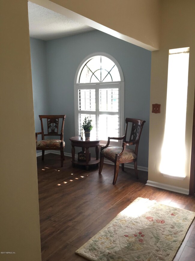 3053 Bridgeview Dr, Jacksonville, FL 32216 - photo 7