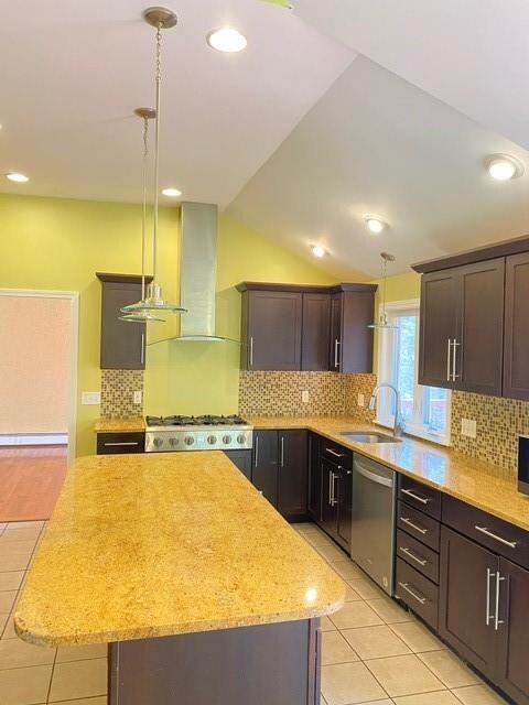 24 W View Dr, Coventry, RI 02816 - photo 7