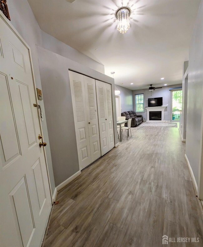 6071 Cedar Ct unit 6071, Monmouth Junction, NJ 08852 - photo 2