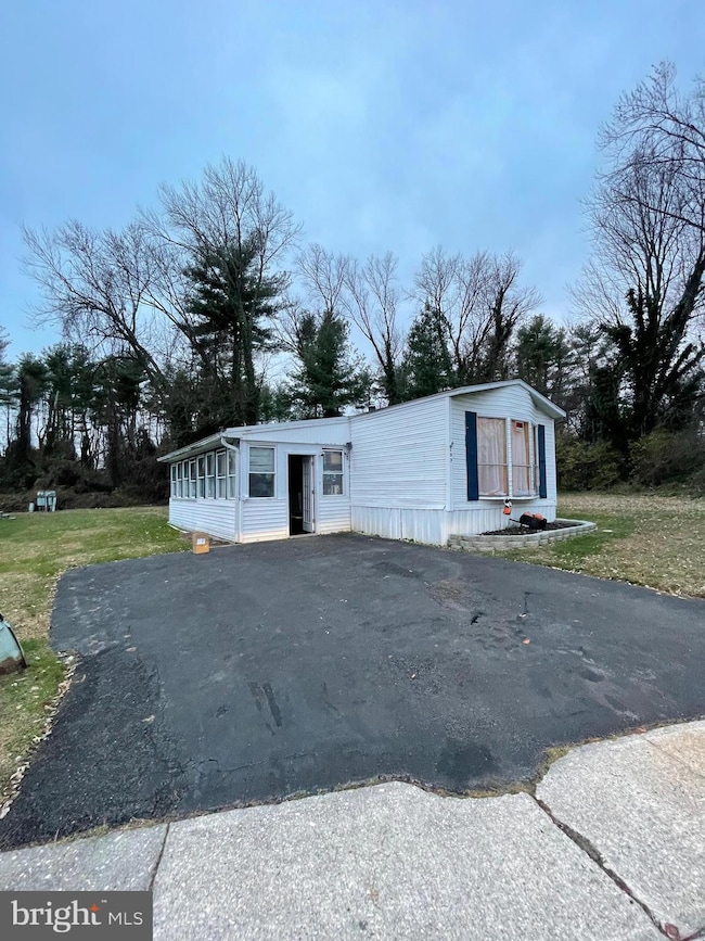 203 Shorewind Rd, Bear, DE 19701 - photo 2