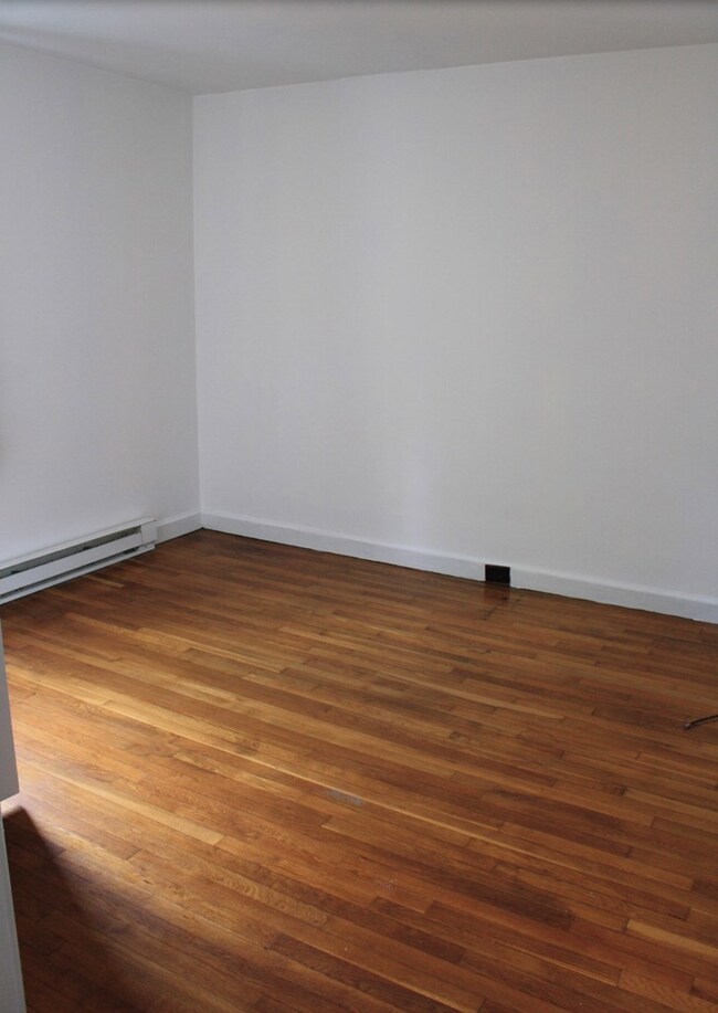 1001 E Main St, Johnson City, TN 37601 - photo 6