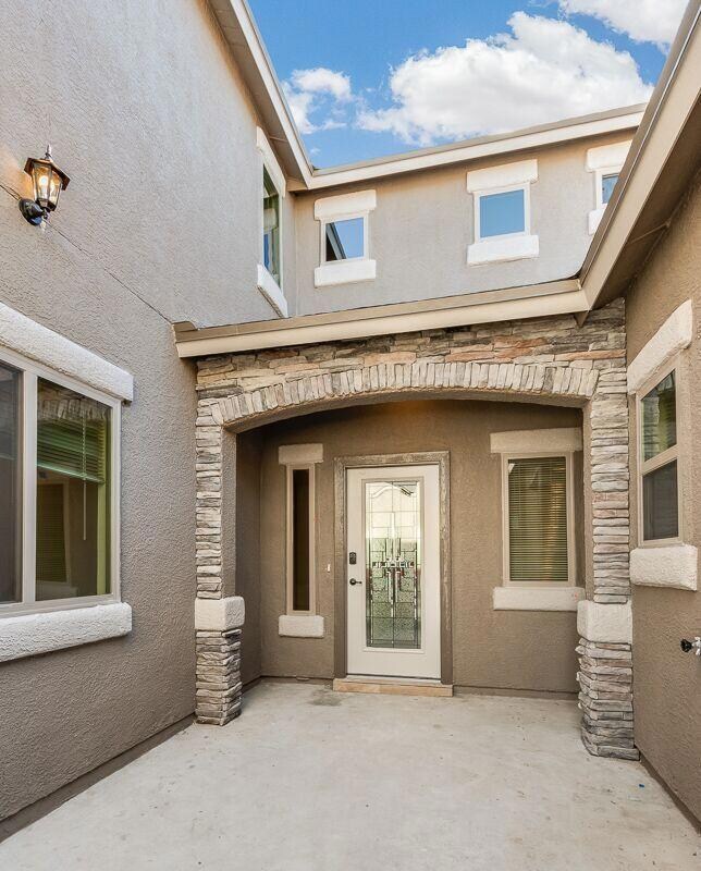 304 Canyon Vista Dr, Horizon City, TX 79928 - photo 2