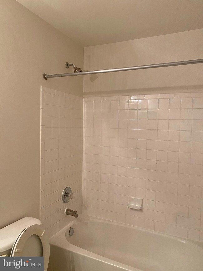 42791 Pilgrim Square, Chantilly, VA 20152 - photo 7