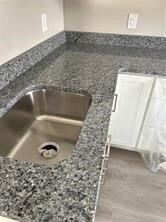 169 Franklin #1 St unit 3, Bristol, RI 02809 - photo 3