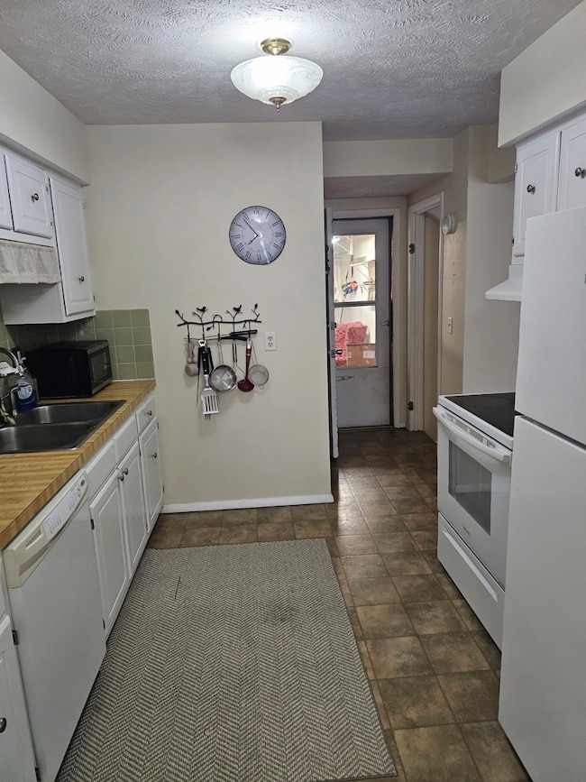 1712B Linda Ln, Normal, IL 61761 - photo 5