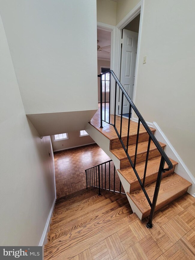 1949 Calvert St NW unit D, Washington, DC 20009 - photo 7